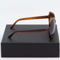 Υπέροχα μοντέρνα Γυναικεία γυαλιά ηλίου με φίλτρο προστασίας uv400